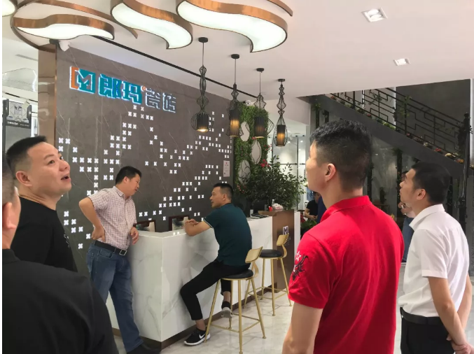 郎瑪陶瓷十大品牌群英匯聚，共商大計